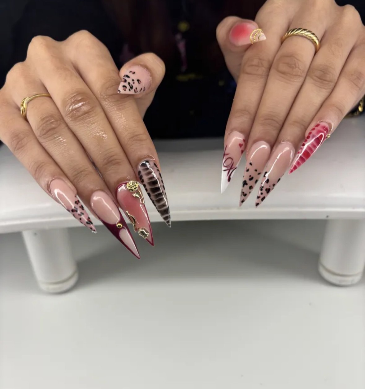 Holographic rhinestone coffin nails