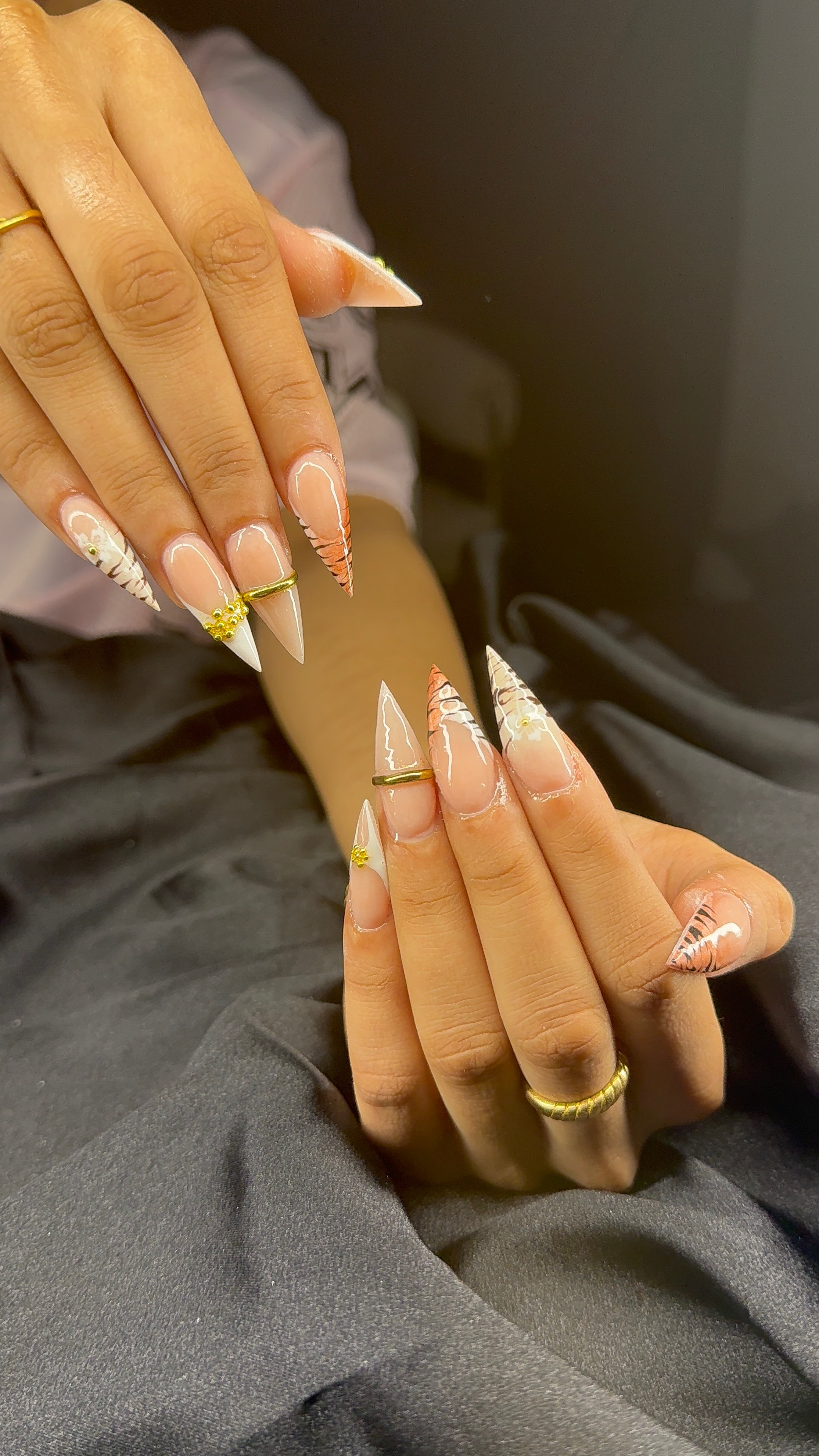 Holographic rhinestone coffin nails